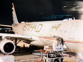 エティハド航空(Etihad)ビジネスクラス搭乗記 成田⇒アブダビ シート編