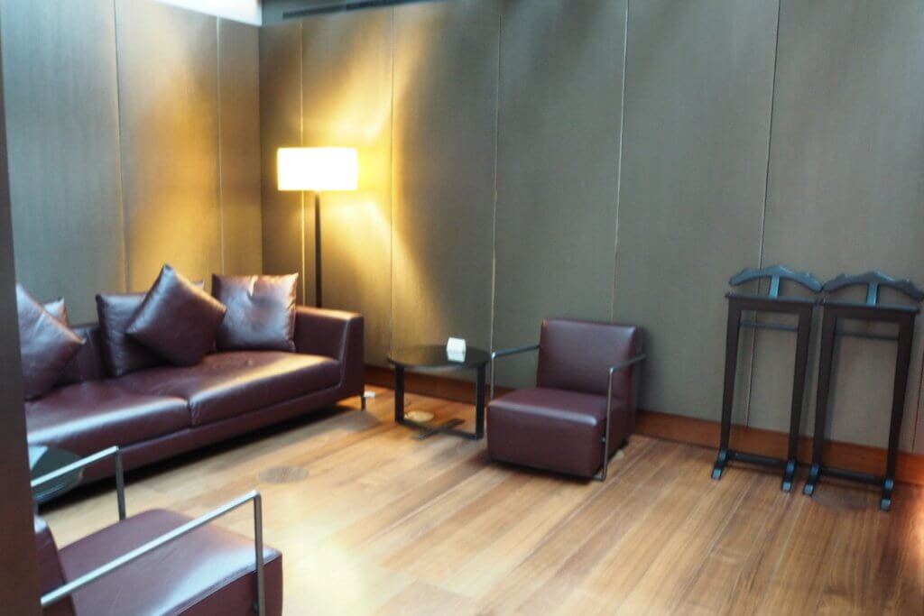 Qatar Airways First Class Lounge kids&family