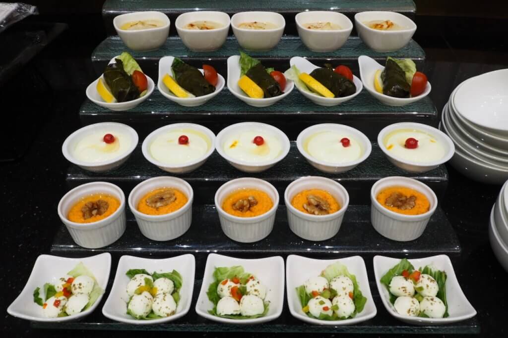 オマーン・エアラウンジの前菜