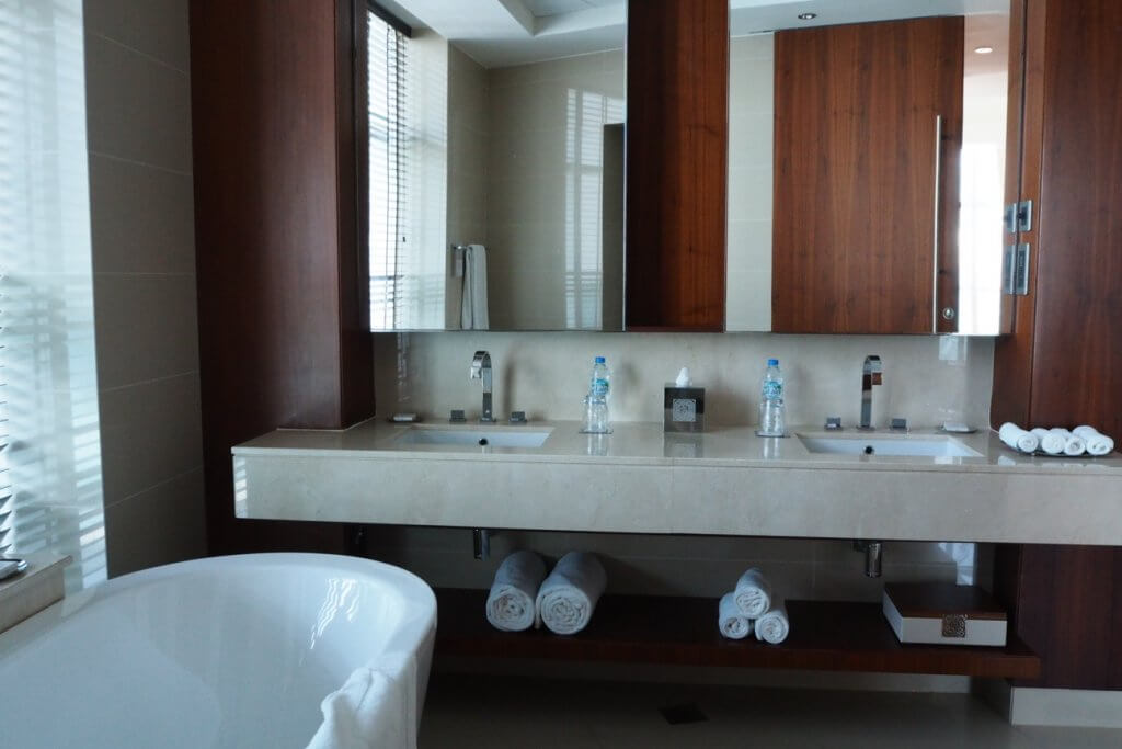 JWマリオットドバイのバスルーム