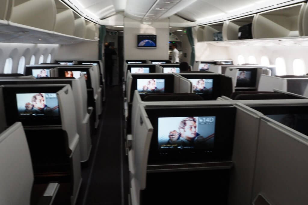 オマーンエアビジネスクラスのシート