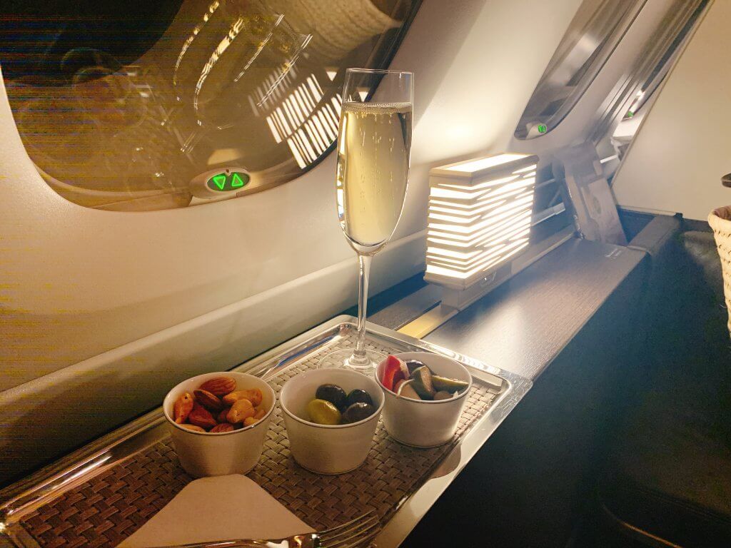 エティハド航空A380ファーストクラス機内食