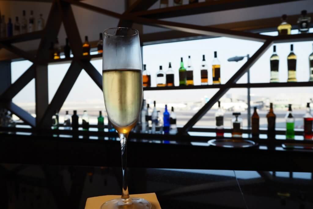 エティハドファーストクラスラウンジのバー