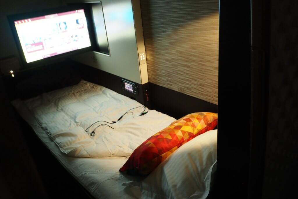 エティハド航空A380ファーストクラスの機内食