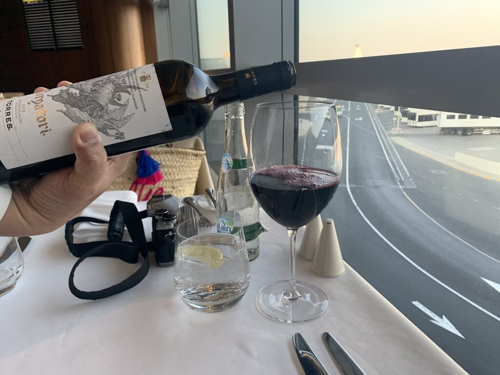 エティハドファーストクラスラウンジのダイニング